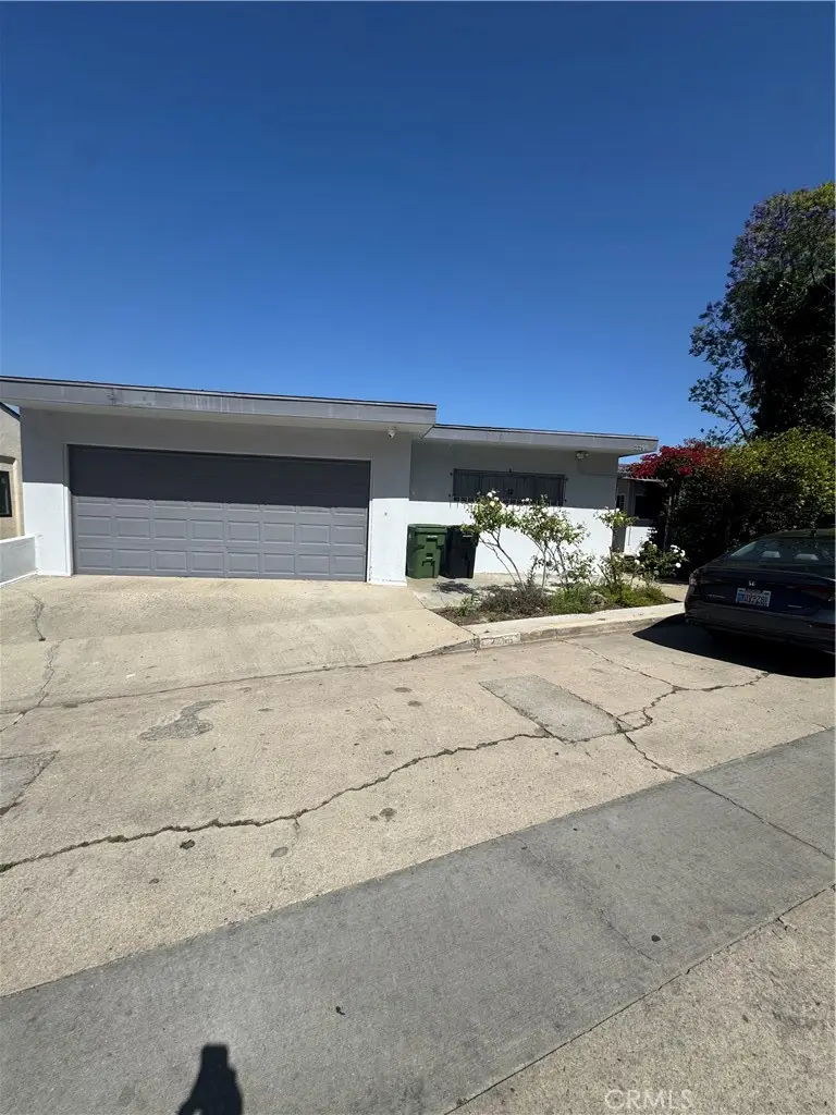 2266 Ronda Vista, Los Angeles, CA 90027 - #2