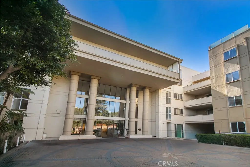 4949 Genesta Avenue #308, Encino, CA 91316 - #1