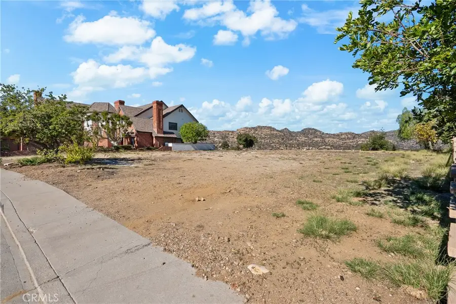 22451 S Summit Ridge Circle, Chatsworth, CA 91311 - #3