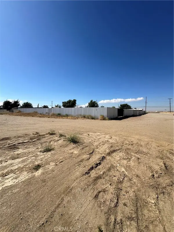 Vac vic 16th Ste Avenue Q, Palmdale, CA 93550