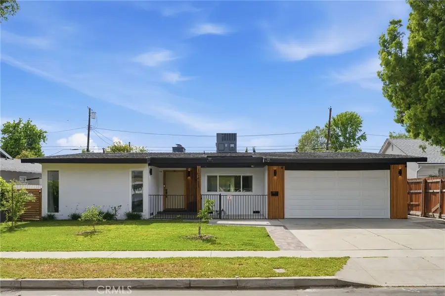 10415 Bevis Avenue, San Fernando, CA 91345 - #3