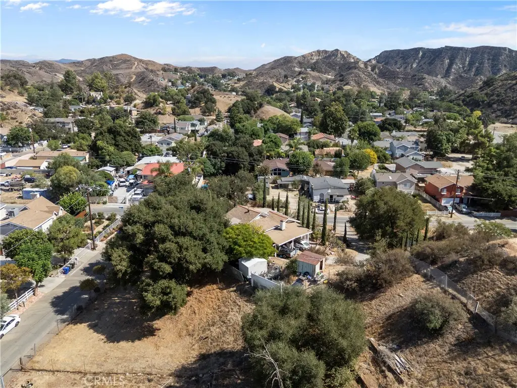 29027 Val Verde Road, Val Verde, CA 91384 - #1