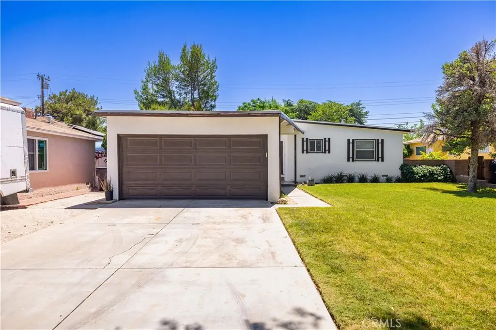 1438 W Ivyton, Lancaster, CA 93534 - #1