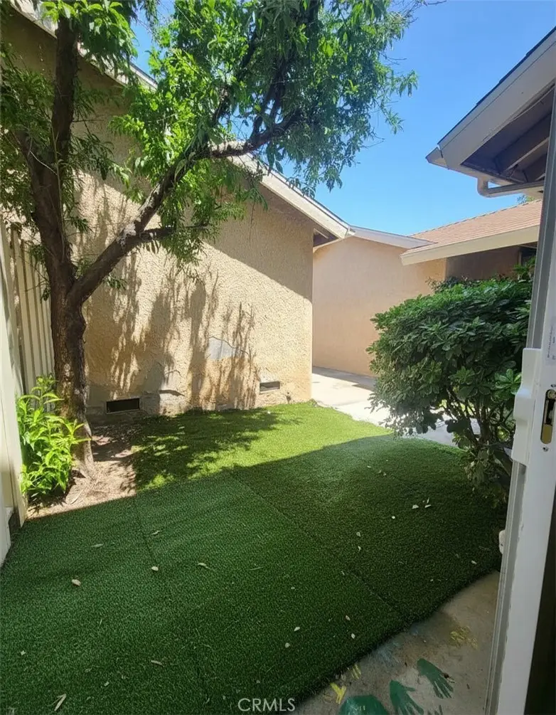 10125 De Soto Avenue #2, Chatsworth, CA 91311 - #3