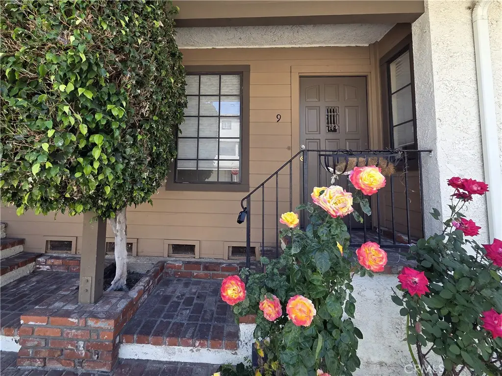 7650 Topanga Canyon, Canoga Park, CA 91304 - #1