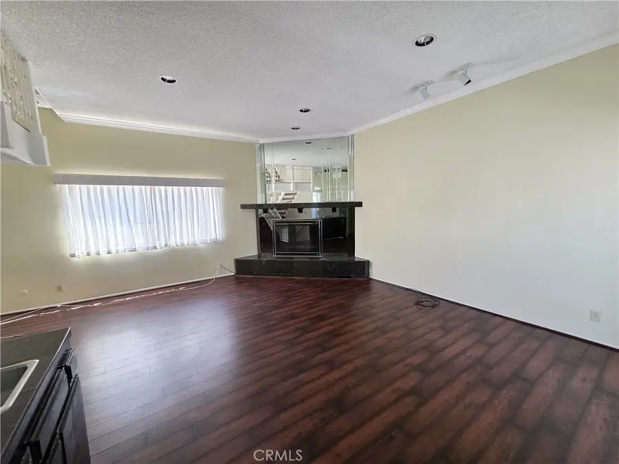 7650 Topanga Canyon, Canoga Park, CA 91304 - #3