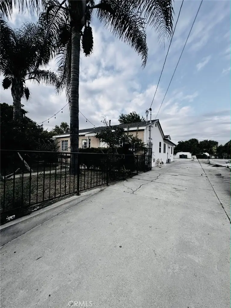 10620 Laurel Canyon, Pacoima, CA 91331 - #1