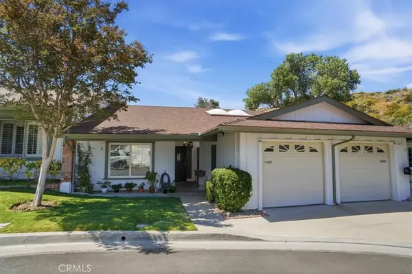 19427 Oak Crossing, Newhall, CA 91321