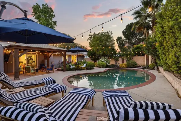 8420 Cozycroft, Winnetka, CA 91306