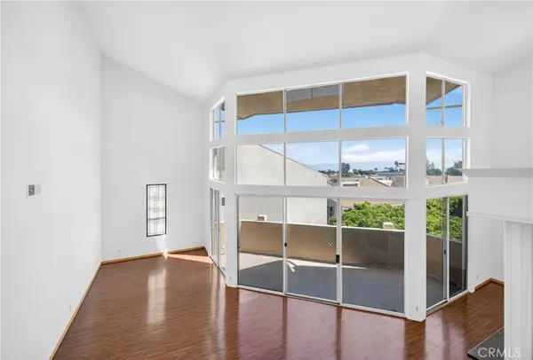 5216 Yarmouth Avenue #305, Encino, CA 91316