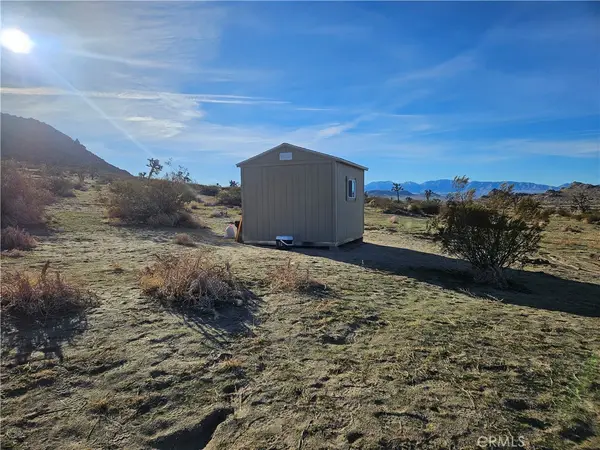 0 Vic Ave L2 152 Ste, Lancaster, CA 93535