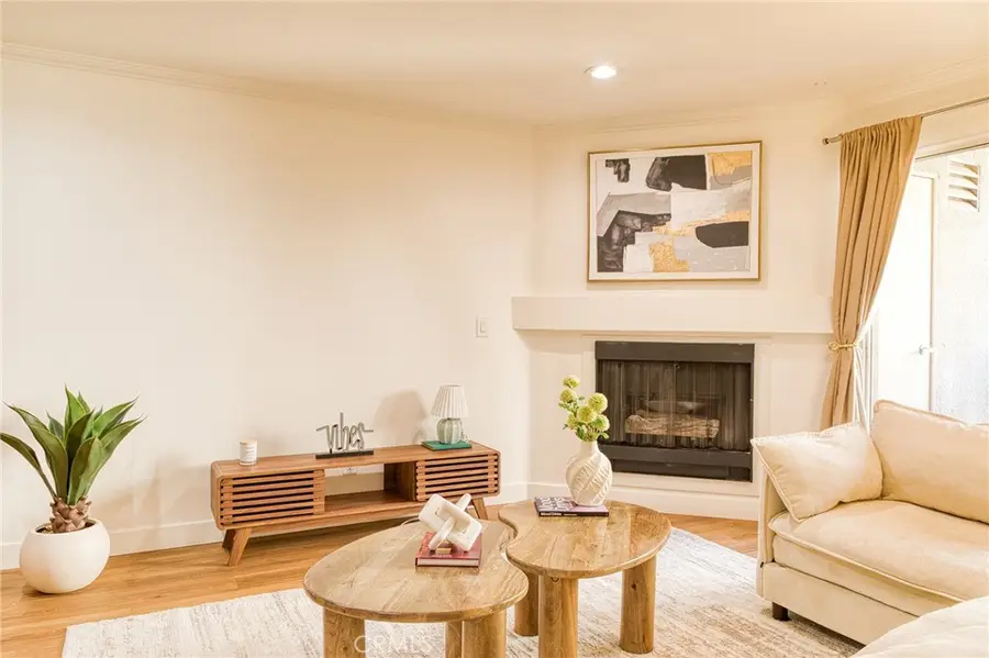 5510 Owensmouth #218, Woodland Hills, CA 91367 - #3