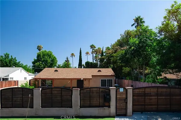 15450 Archwood, Van Nuys, CA 91406