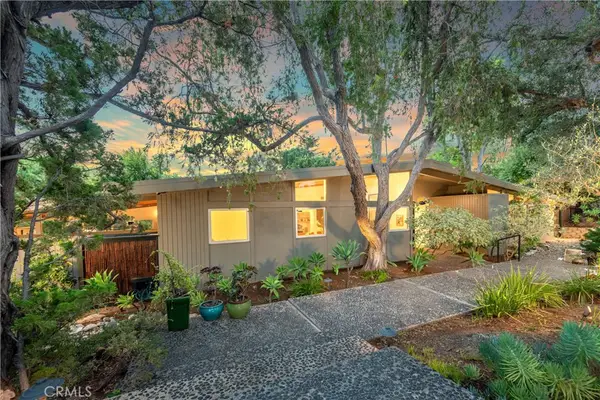 4135 Meadowridge Place, Encino, CA 91436