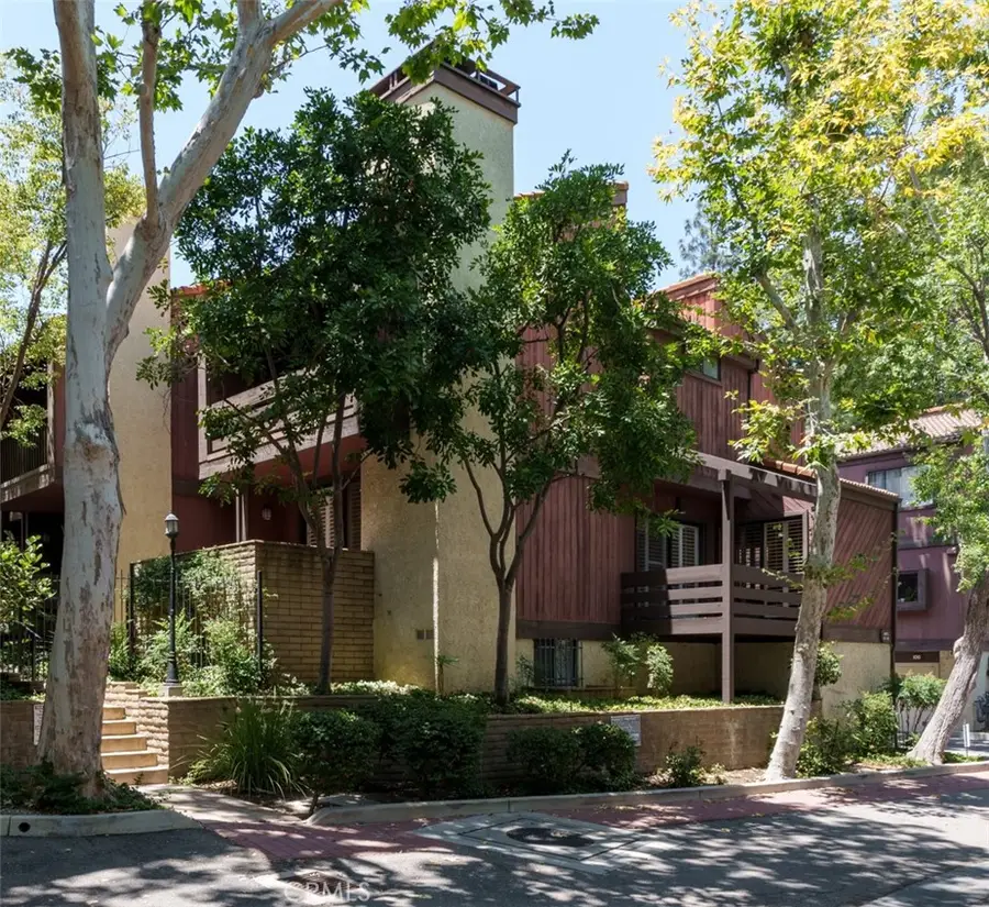 21930 Marylee Street #92, Woodland Hills, CA 91367 - #3