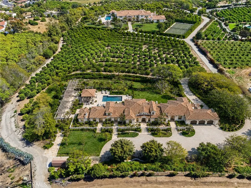 25 Encino, Camarillo, CA 93010 - #1