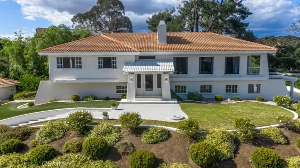 26086 Mulholland Highway, Calabasas, CA 91302