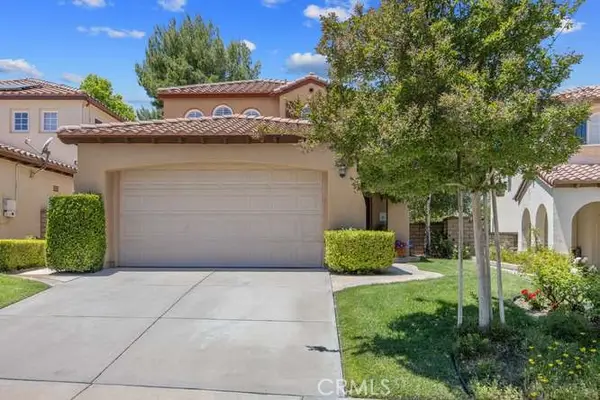 28441 Lobelia, Valencia, CA 91354