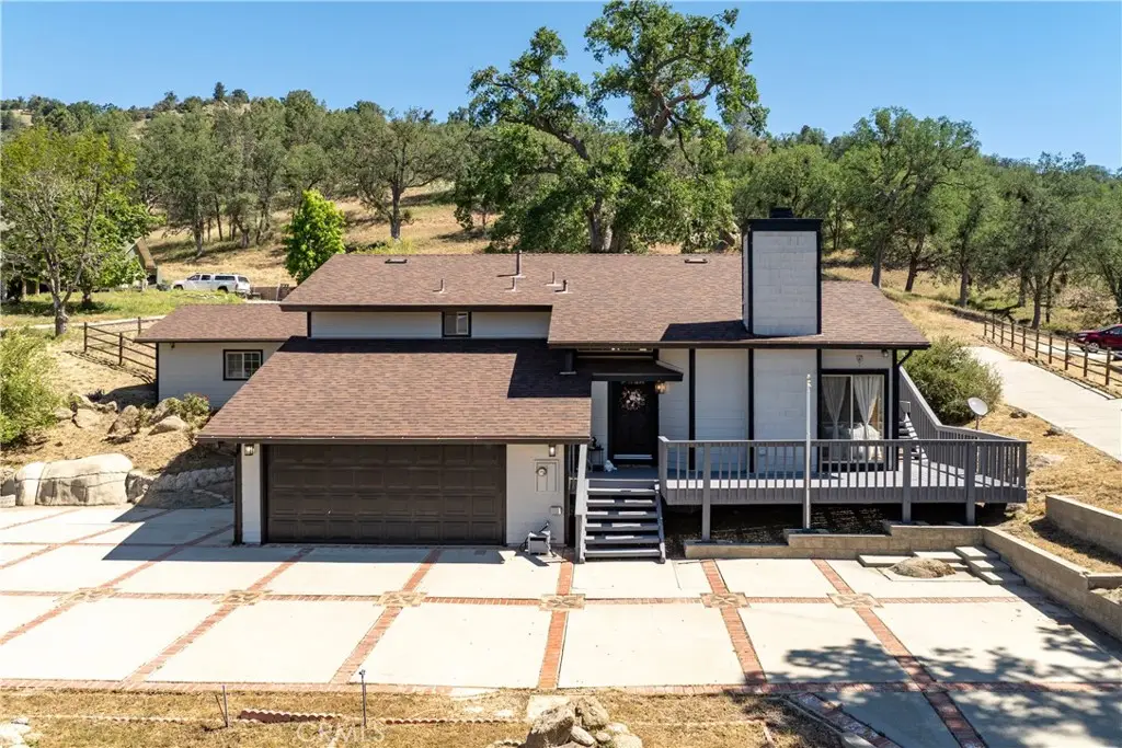 24360 Willow Pass Drive, Tehachapi, CA 93561 - #1