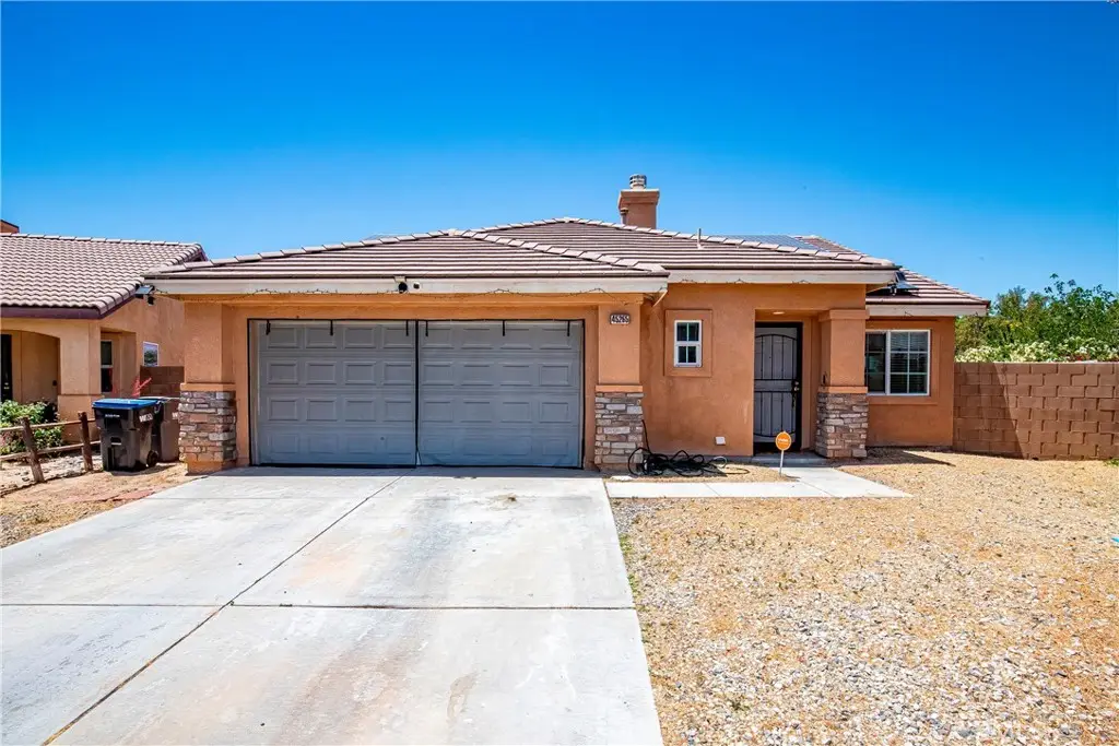 45265 Sancroft, Lancaster, CA 93535 - #1