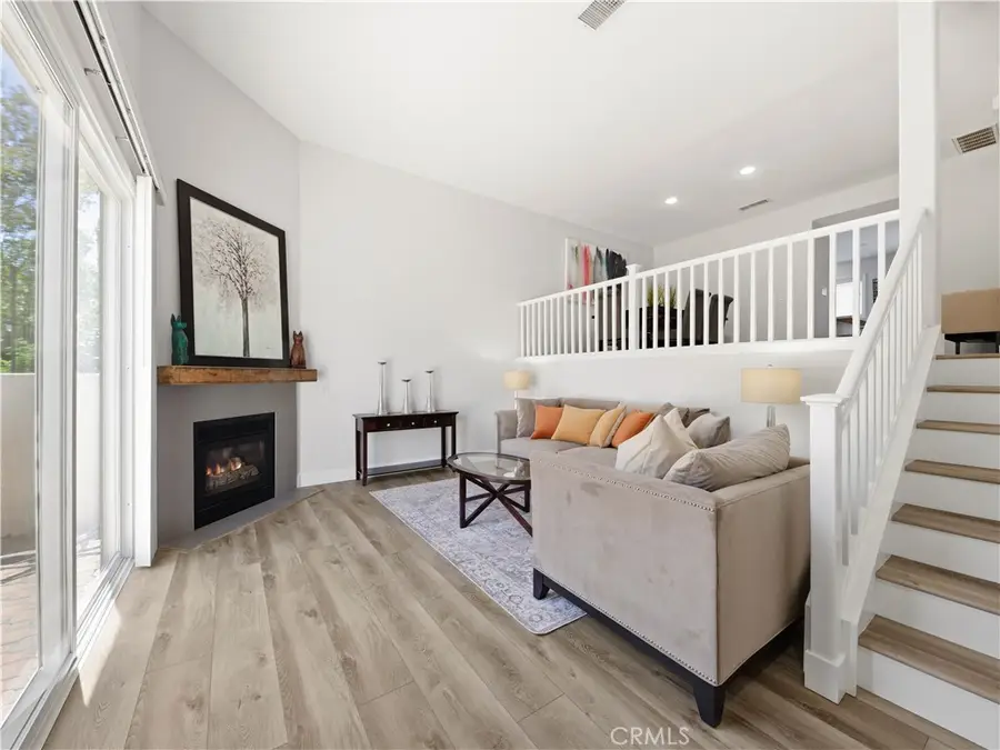 25710 Holiday #C, Stevenson Ranch, CA 91381 - #2