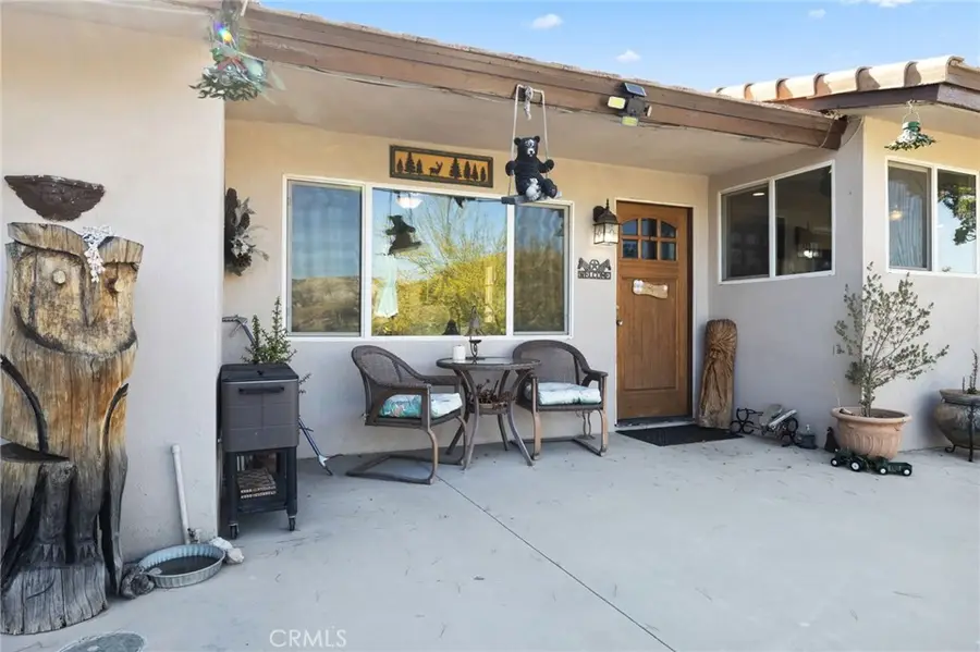 30325 N Brandywine Canyon, Canyon Country, CA 91351 - #2