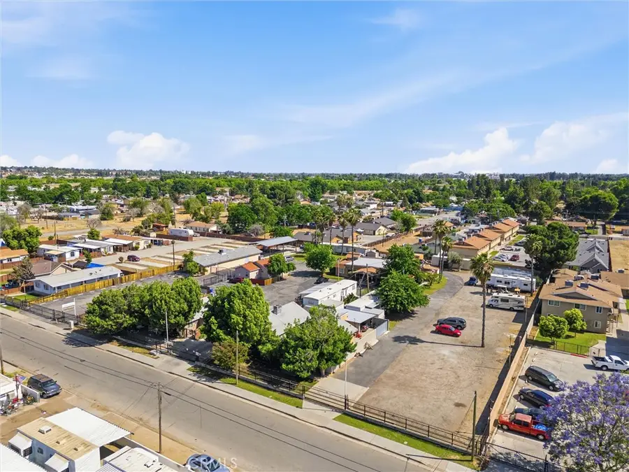 329 Mccord Ave, Bakersfield, CA 93308 - #2