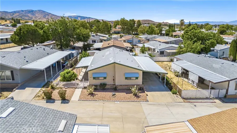 1030 E Avenue S, Palmdale, CA 93550 - #2