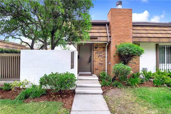 22210 James Alan Circle #1, Chatsworth, CA 91311
