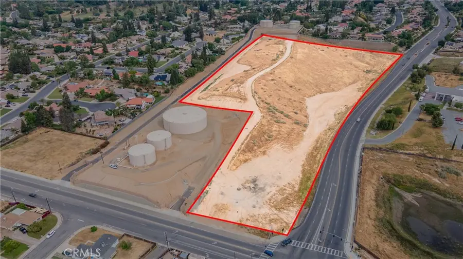 3000 Fairfax Road, Bakersfield, CA 93306 - #2