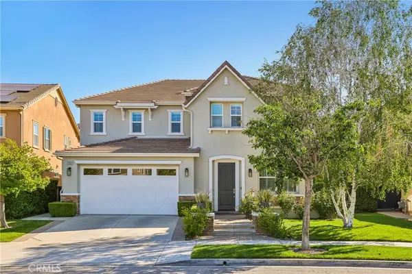 22462 Plantation Court, Saugus, CA 91350