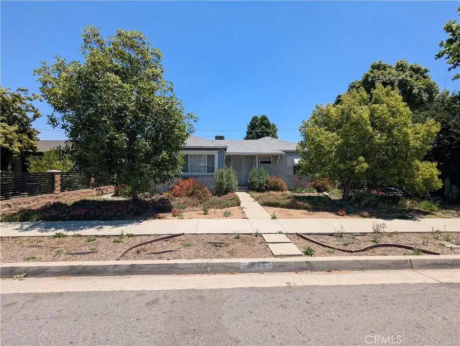 6944 Lindley, Reseda, CA 91335 - #2