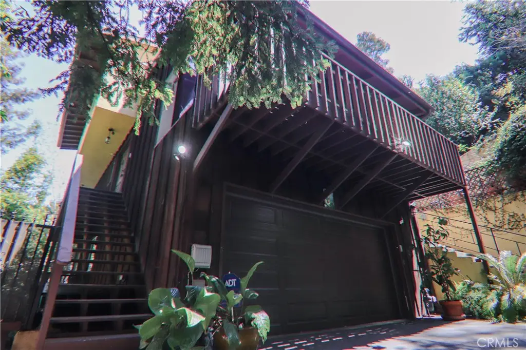 518 Latimer Rd, Santa Monica, CA 90402 - #1