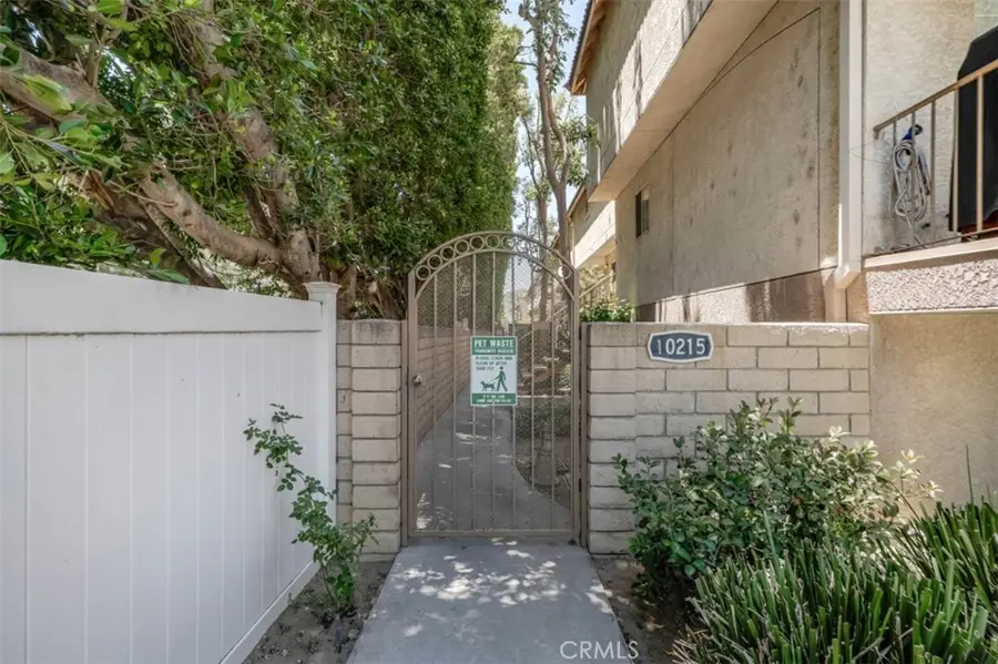 10215 Variel Avenue #14, Chatsworth, CA 91311 - #2