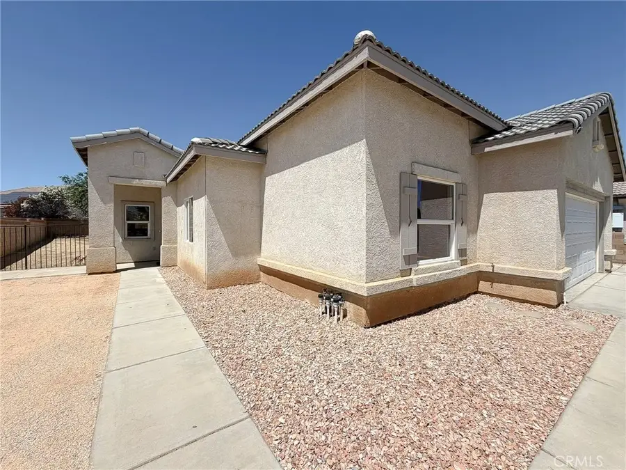 44115 Greentree Court, Lancaster, CA 93535 - #3