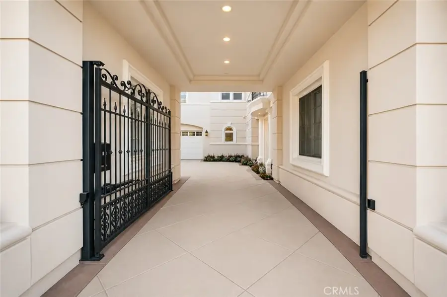 3815 Marfield, Tarzana, CA 91356 - #3