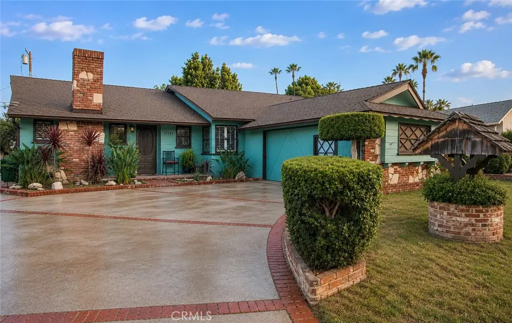 20944 Elkwood Street, Canoga Park, CA 91304 - #1