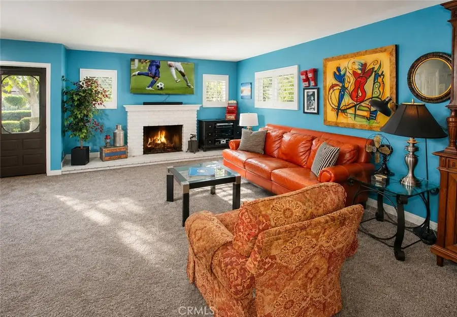 20944 Elkwood Street, Canoga Park, CA 91304 - #2
