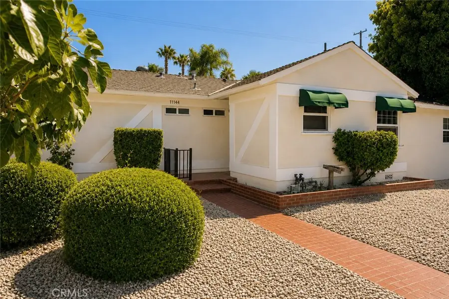 17144 Burton Street, Lake Balboa, CA 91406 - #3