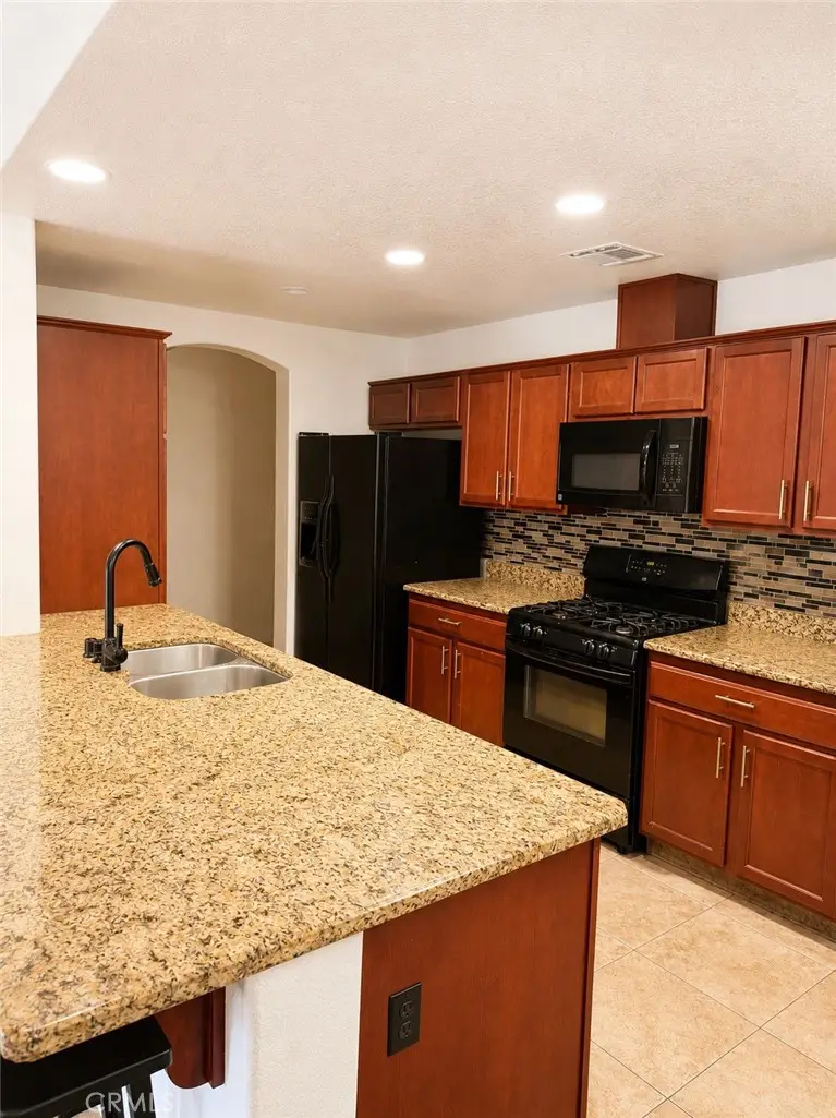 1020 S Farragut, Ridgecrest, CA 93555 - #2