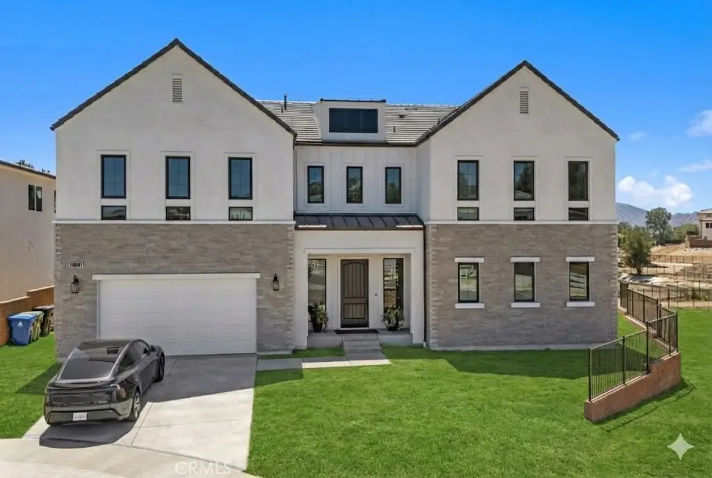 11091 Woodcrest Court, Chatsworth, CA 91311 - #1