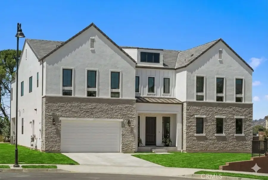 11091 Woodcrest Court, Chatsworth, CA 91311 - #2