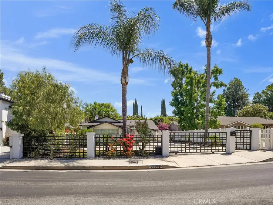 22263 Avenue San Luis, Woodland Hills, CA 91364 - #3