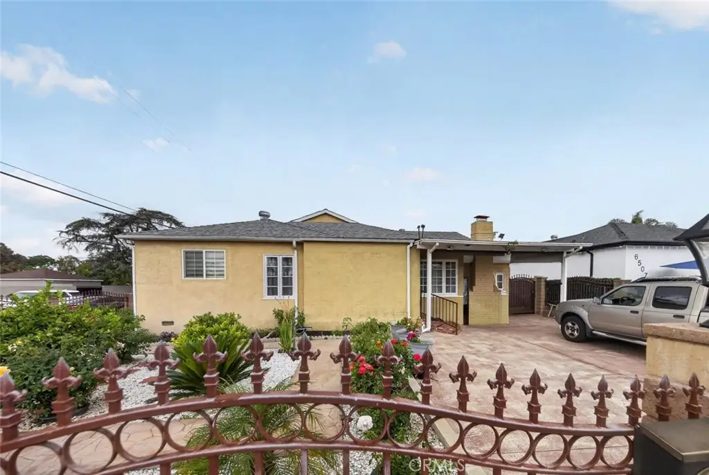 6501 Kraft Avenue, North Hollywood, CA 91606 - #1