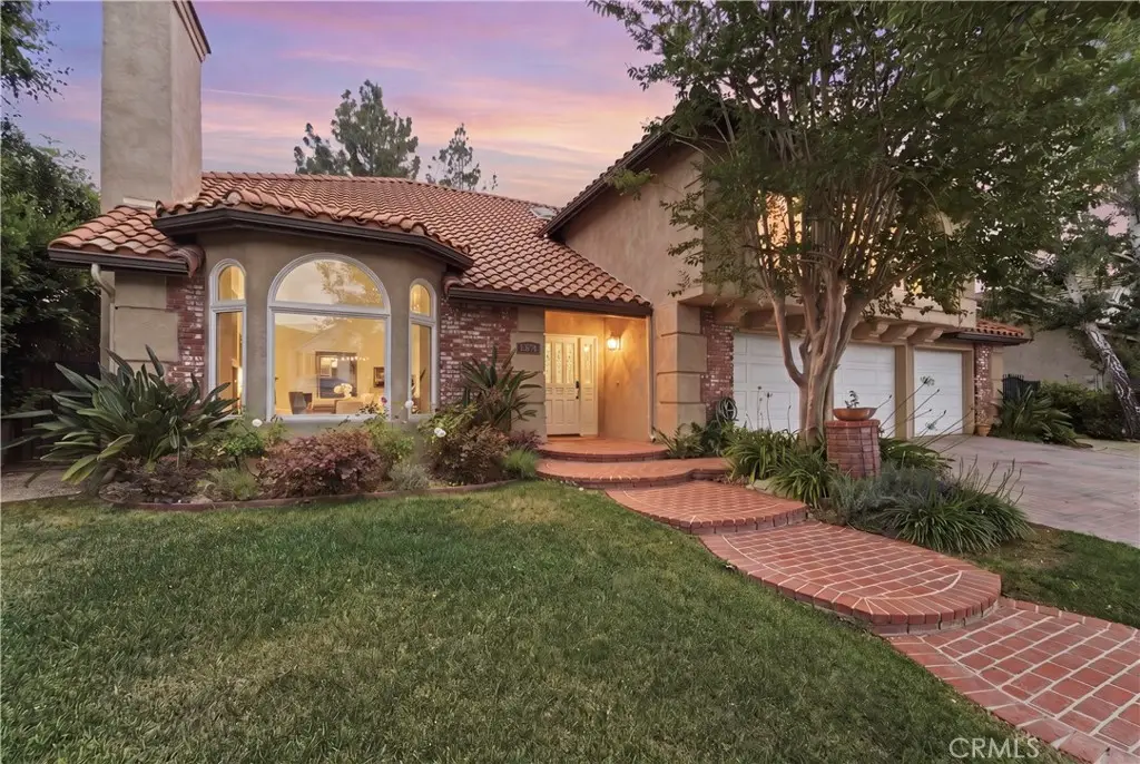 5620 Middle Crest, Agoura Hills, CA 91301 - #1
