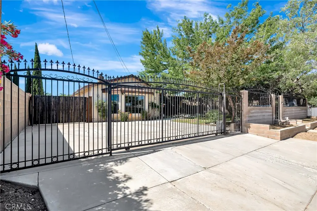 4528 W Avenue L4, Lancaster, CA 93536 - #1