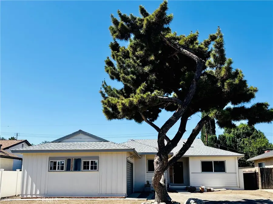 16319 Minnehaha, Granada Hills, CA 91344 - #2