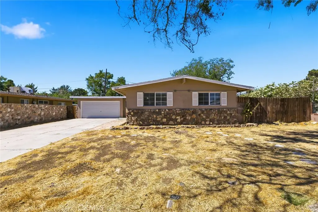 2047 W Lingard, Lancaster, CA 93536 - #1