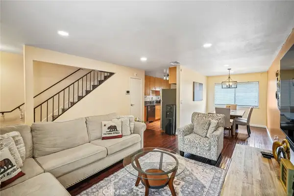 11401 Berendo Avenue #6, Los Angeles, CA 90044