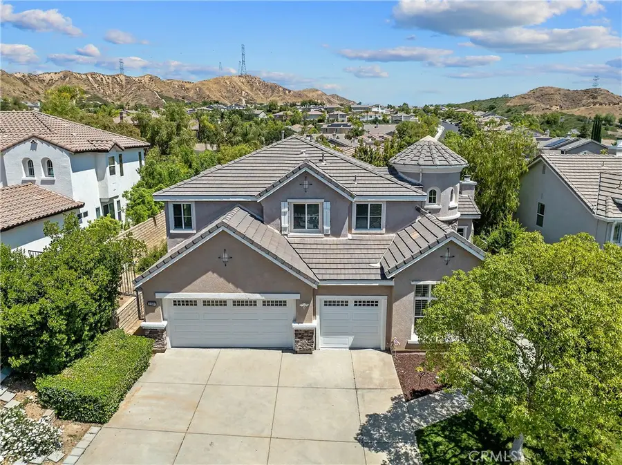 21809 Taylor Ct., Saugus, CA 91390 - #2